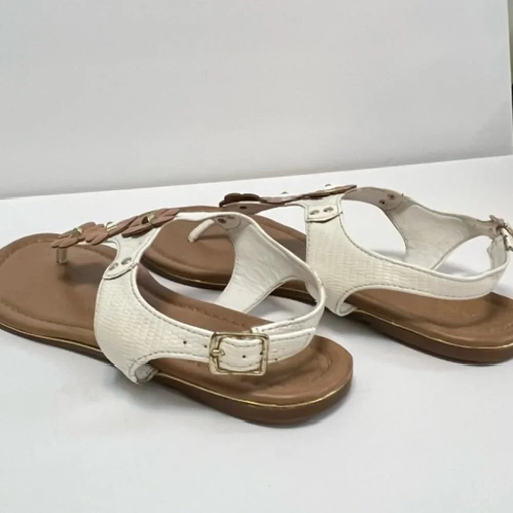 Andiamo Adanielle Womens White & Tan Flower Thong Sandals Size 8.5